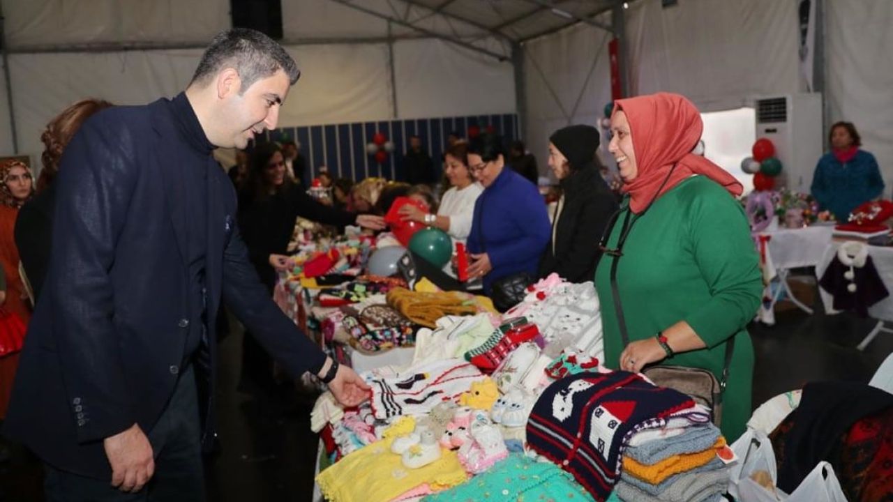 “Yılbaşı Özel Kadın El Emeği Pazarı” Kartal’da açıldı