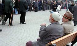 AK Parti ‘yeni müjde’ye hazırlanıyor: Emeklilik yaşı yükseltiliyor