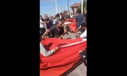 Suriye’de Türk bayrağına saldırıya siyasilerden tepki