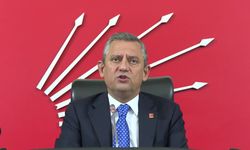 CHP, TBMM kapalı grup toplantısı Özgür Özel Başkanlığında başladı