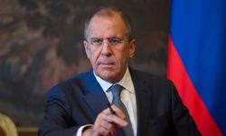 Rusya Dışişleri Bakanı Lavrov: Orta Doğu topyekun savaşın eşiğinde