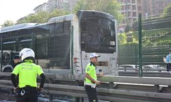 İstanbul'da metrobüste çıkan yangın söndürüldü