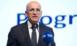 Mehmet Şimşek, tek haneli enflasyon için 2026'nın sonunu işaret etti