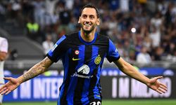 Hakan Çalhanoğlu'lu Inter, İtalya Süper Kupası'nda finale çıktı