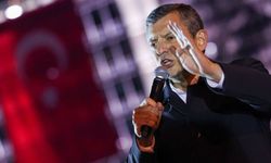 Özgür Özel 'Artık sokaktayız' dedi: 'Bizi korkutamazsın, sen korkacaksın!'