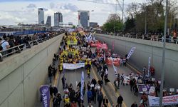 Ankara'da 1 Mayıs kutlamaları: Ulus'taki emekçiler Tandoğan Meydanı'na yürüdü