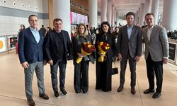 Hagi ve Popescu UEFA Kupası zaferinin yıl dönümü için İstanbul’a geldi