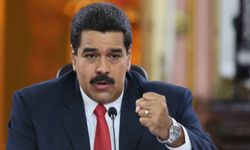 Maduro, diktatörlük iddialarına karşı: 2018'de seçim yapılacağını açıkladı