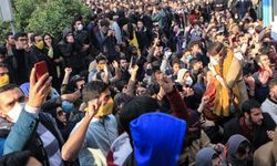 İran'daki protestolar dünya basınının gündeminde: Ruhani ikilemde