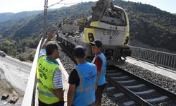 CHP'li Utku Çakırözer, Bilecik tren kazasına dair iddiaları Meclis gündemine taşıdı