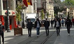 Taksim Meydanı ve İstiklal Caddesi'nde maske takma zorunluluğu getirildi