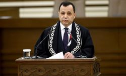 AYM Başkanı Zühtü Arslan görevini devretti: Dünyanın en zor işidir, isyan çığ gibi büyür