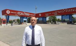 CHP’li Çakırözer Sincan Cezaevi’nde gazetecilerle görüştü: “Artık bu hukuksuzluk bitmeli”