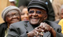 Güney Afrikalı Desmond Tutu hayatını kaybetti