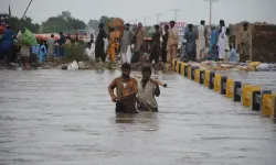 Pakistan'da sel felaketinde 1000'den fazla insan hayatını kaybetti