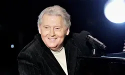 Şarkıcı Jerry Lee Lewis hayatını kaybetti