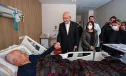 CHP Lideri Kılıçdaroğlu, Bilkent Şehir Hastanesi'ndeki depremzedeleri ziyaret etti