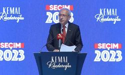 Kılıçdaroğlu: Şu andan itibaren bana oy veren 25 milyonu aşan vatandaşımızı dimdik ayakta görmek istiyorum. Yürüyüşümüz sürüyor ve buradayız