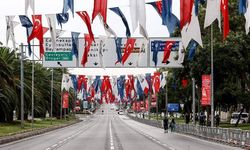 İstanbul'da 30 Ağustos Zafer Bayramı nedeniyle bazı yollar trafiğe kapatıldı