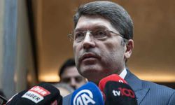 Bahçeli'nin 'DEM Parti kapatılsın' çağrısına Adalet Bakanı Tunç'tan yanıt: Mesafe koymazsa, kaçınılmaz olur