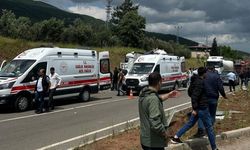 Gaziantep'te minibüs ile beton mikseri çarpıştı: Sekiz ölü