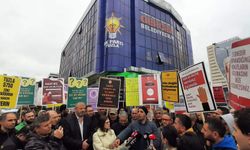 AK Parti binası önünde Murat Kurum protestosu