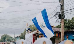 El Salvador 5 bin yabancı işçiye 'ücretsiz pasaport' verecek