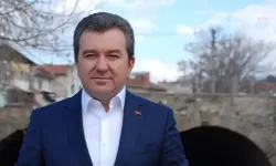 AK Parti, malvarlığı tartışmaları ile gündeme gelen başkanı çizdi