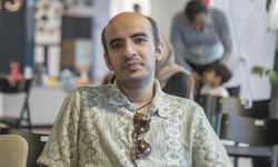 Hamaney'in tweet'ine noktayla cevap veren İranlı yazar tutuklandı