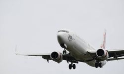 Avustralya'da bir uçak yolcusu 'koridorda çıplak koştuğu' gerekçesiyle gözaltına alındı