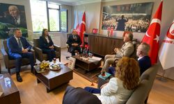 Yeniden Refah Partisi ile MHP arasında 'Devlet Bahçeli' diyaloğu: Evlenseydi hanımı iyi bakardı, bakmamışlar