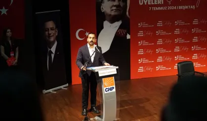 Erdem Kara, yeniden CHP İstanbul Gençlik Kolları İl Başkanı seçildi