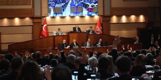 İBB Meclisi’nin olağanüstü toplantısı iptal edildi