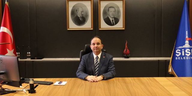 Şişli kayyımı, belediye binasına polis eşliğinde geldi