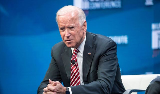 Joe Biden, geçici bütçe tasarısını imzaladı