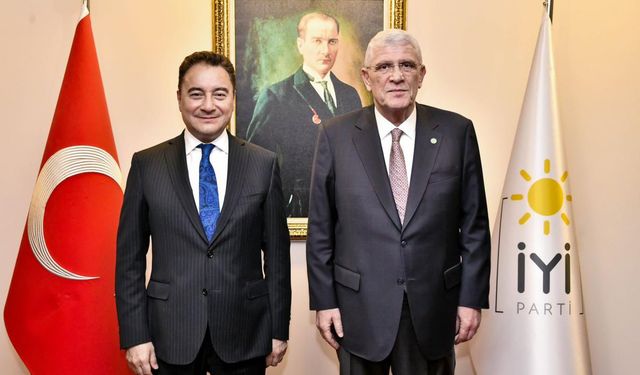 Ali Babacan, Müsavat Dervişoğlu'nu ziyaret etti: İktidar anayasayı bağlayıcı bir hukuk normu olarak görmüyorsa…