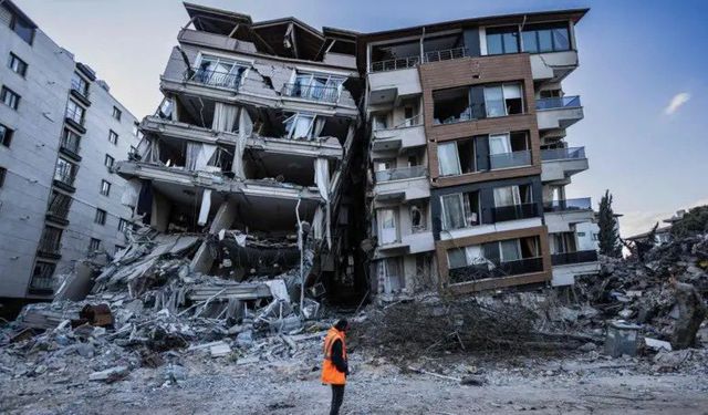 Gökce’den ‘imar barışı’ açıklaması: Uygulamalardan tamamen vazgeçmek, bina stoğumuzu denetleyerek, güçlendirmek gerek