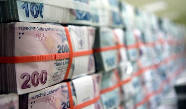 Temizlik işçisi hesabına yanlışlıkla yatırılan 23 milyon lirayı iade etti