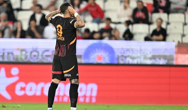 Galatasaray, üç puanı üç golle aldı