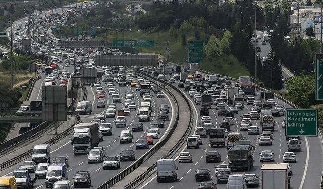 İstanbul'da trafik yoğunluğu yüzde 71'e çıktı