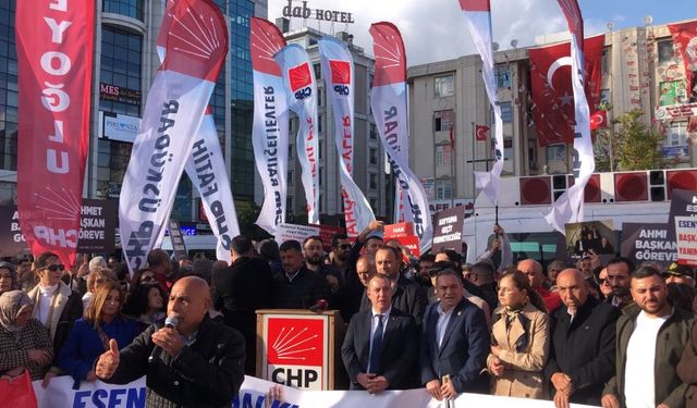 CHP'nin Esenyurt'ta Demokrasi Nöbeti: 'Bütçeyi peşkeş çekme dönemi bitti'