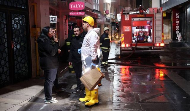 Sivas’ta dershane bulunan binada yangın: Bir öğretmen öldü