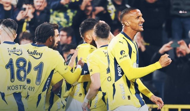 Fenerbahçe liderlik yarışında hata yapmadı