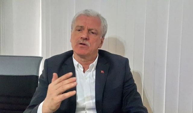 Eski AK Partili Belediye Başkanı, 'Dayanışma Sandığı'na gitti