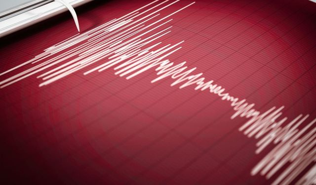 İBB'den deprem açıklaması: AKOM’da acil toplantı başlatıldı