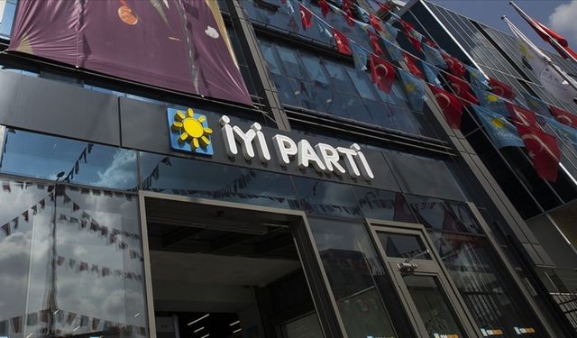 İYİ Parti'de bir milletvekili daha partisinden istifa etti