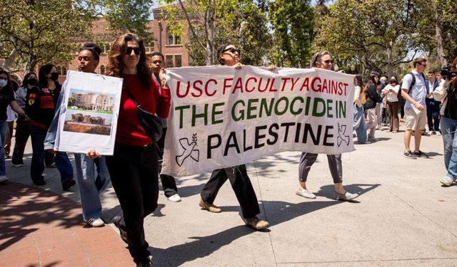 Güney California Üniversitesi'nde Filistin'e destek gösterilerinde 93 öğrenci gözaltına alındı