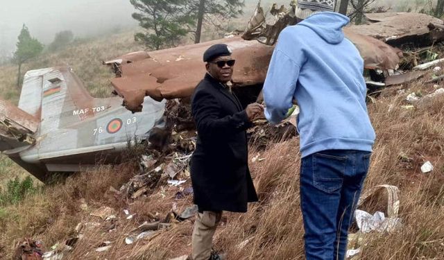Malavi Başkan Yardımcı Chilima'yı da taşıyan uçağın enkazı bulundu: Kurtulan yok