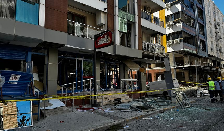 İzmir'de bir restoranda patlama: 4 can kaybı, 35 yaralı