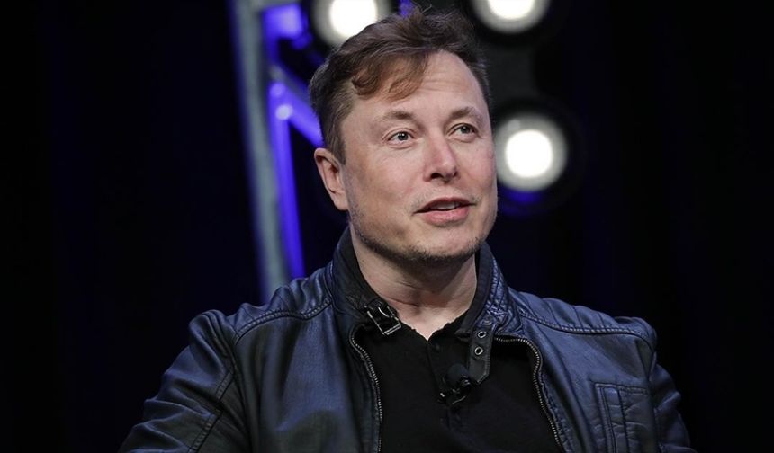 Elon Musk, 200 milyon takipçiye ulaşan ilk kişi oldu